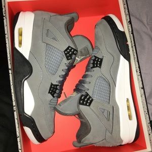 Air Jordan 4 “cool grey”